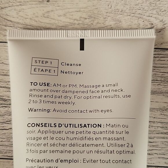 Murad Hydration AHA/BHA Exfoliating Cleanser - Picture 7 of 8